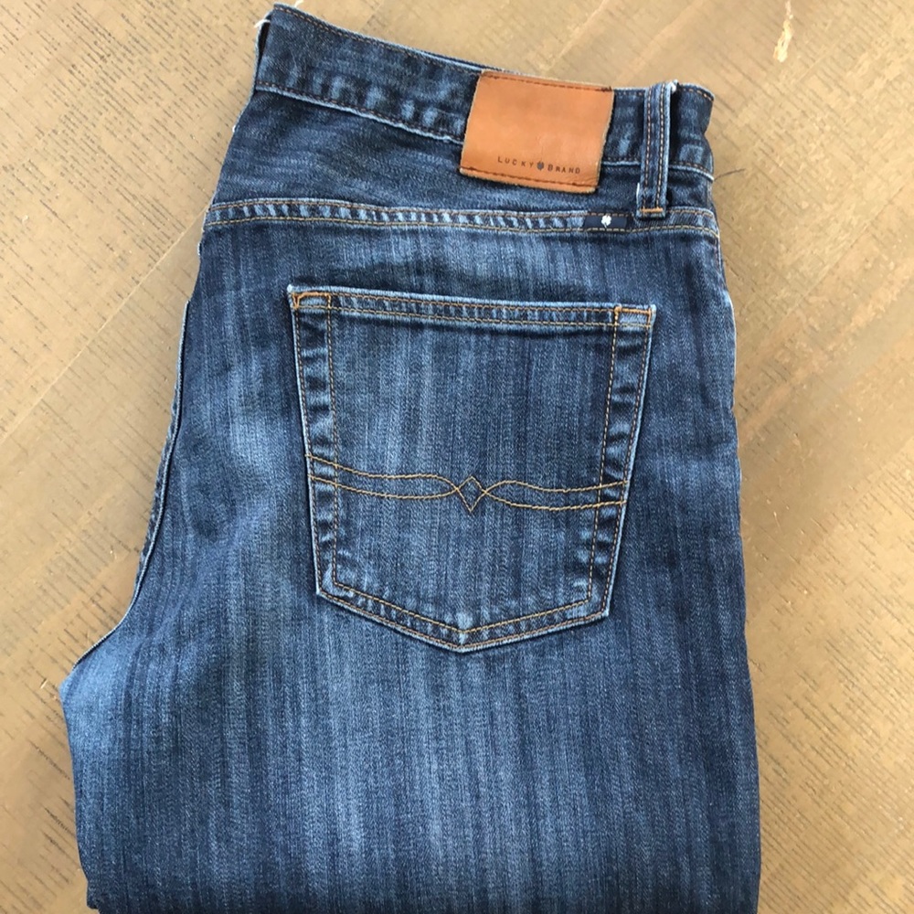 34/34 Men’s Lucky Jeans